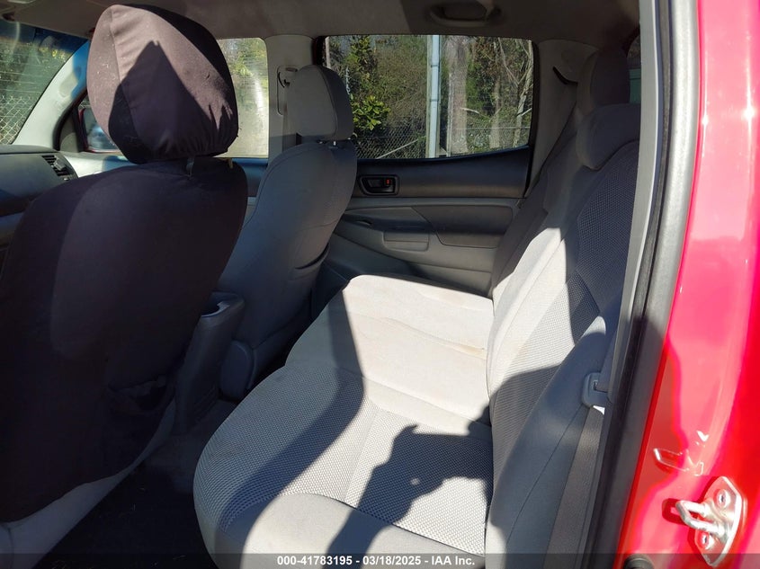2007 TOYOTA TACOMA VIN: 5TEKU72N37Z352014