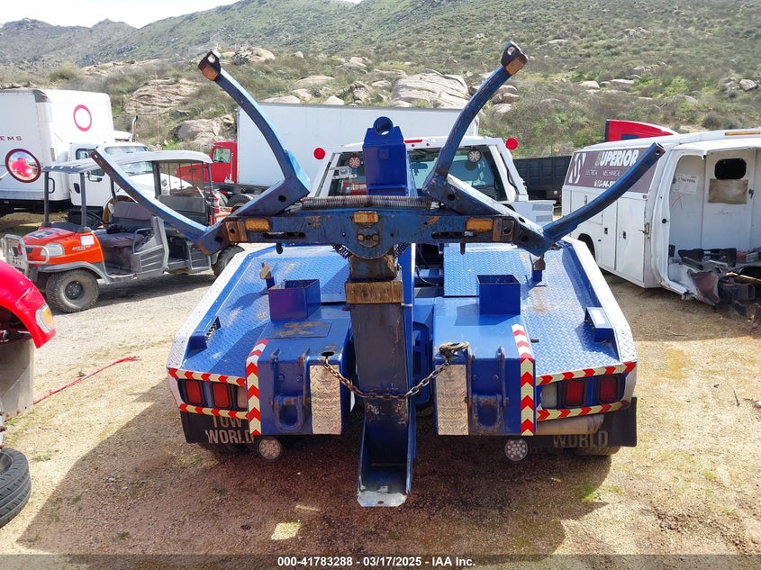 2019 Ford F-350 Chassis Xl VIN: 1FDRF3G61KED55147 Lot: 41783288