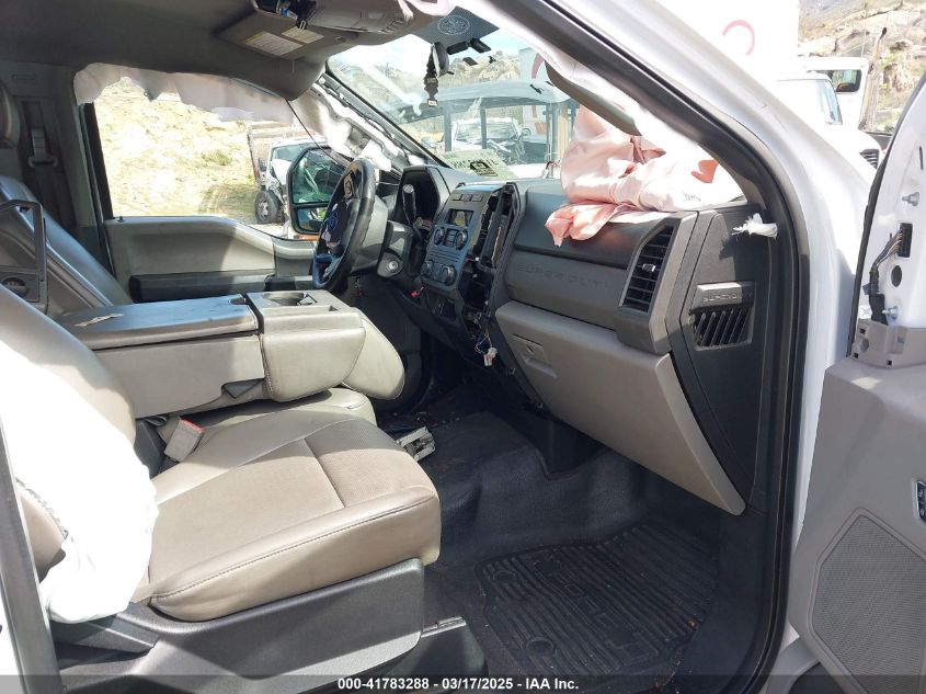 2019 Ford F-350 Chassis Xl VIN: 1FDRF3G61KED55147 Lot: 41783288