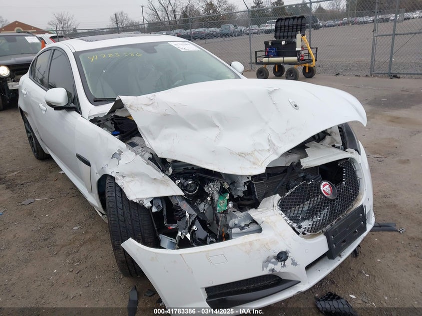 2014 JAGUAR XF V6 SC - SAJWA0EX0E8U09381