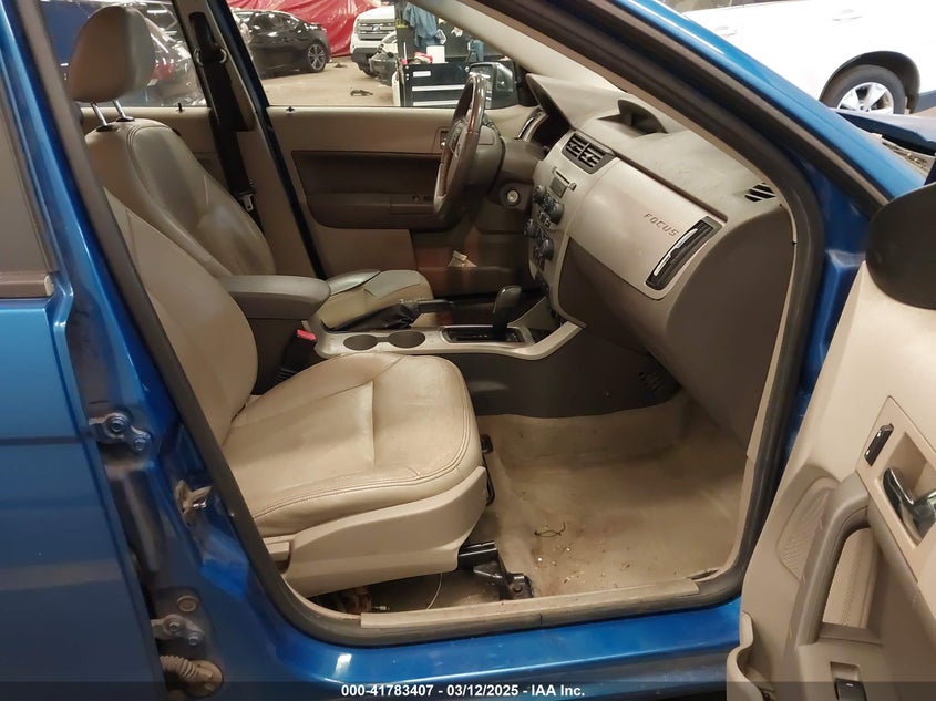 2010 FORD FOCUS VIN: 1FAHP3HN0AW231260