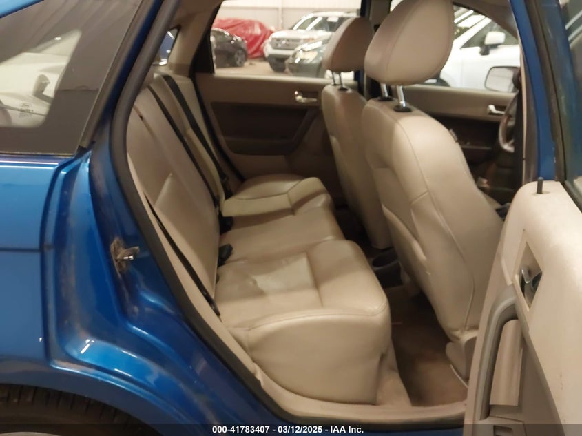 2010 FORD FOCUS VIN: 1FAHP3HN0AW231260
