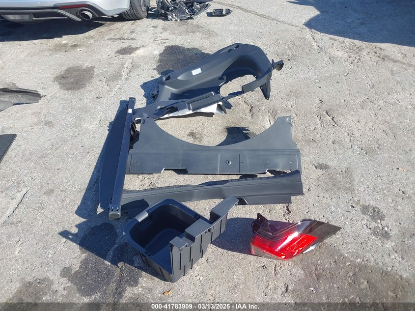 2024 TOYOTA RAV4 HYBRID XLE - 4T3RWRFV3RU129243