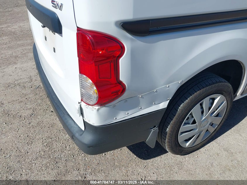 2016 NISSAN NV200 SV 3N6CM0KN2GK697987