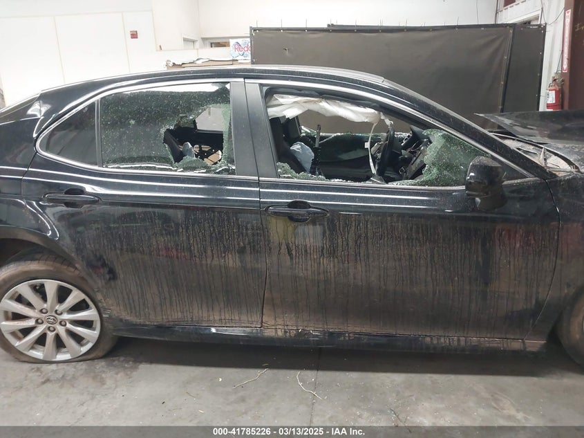 2018 TOYOTA CAMRY VIN: JTNB11HK2J3031246