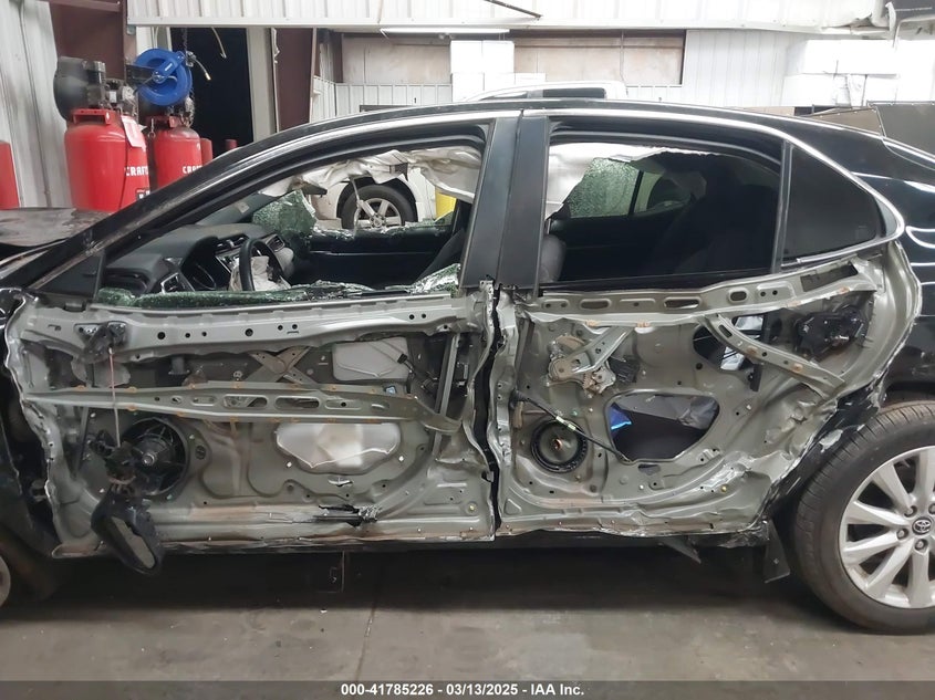 2018 TOYOTA CAMRY VIN: JTNB11HK2J3031246