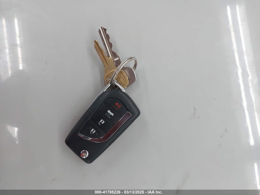2018 TOYOTA CAMRY VIN: JTNB11HK2J3031246