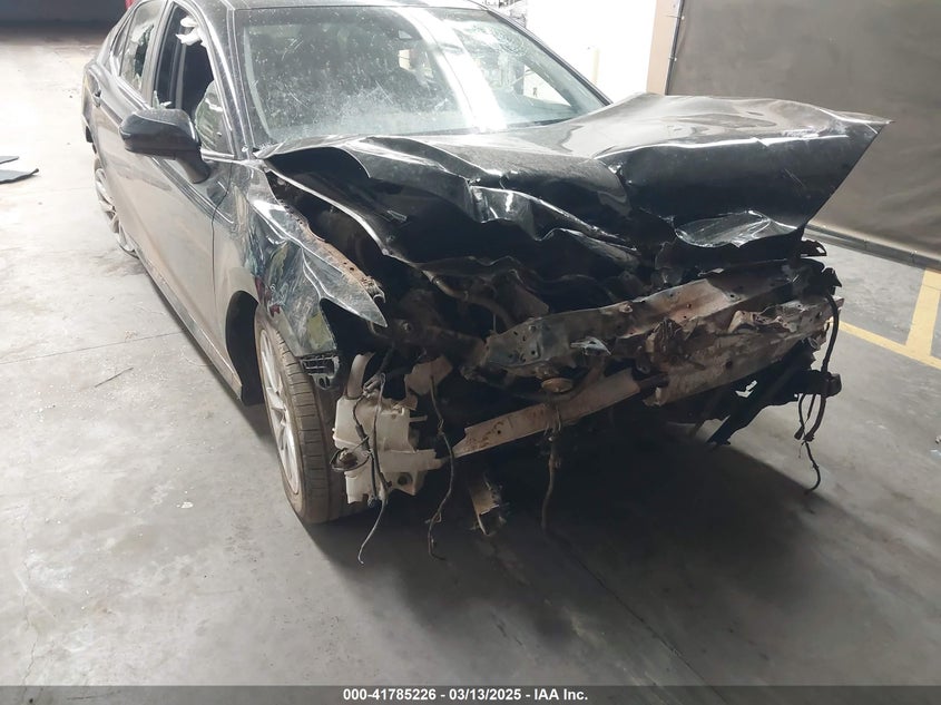 2018 TOYOTA CAMRY VIN: JTNB11HK2J3031246