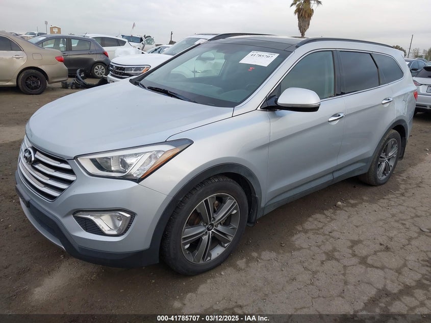 2014 HYUNDAI SANTA FE VIN: KM8SRDHF4EU082700