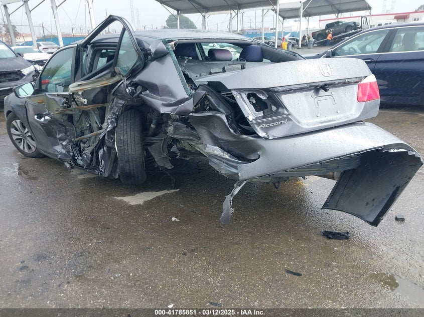 2015 HONDA ACCORD VIN: 1HGCR2F39FA169714