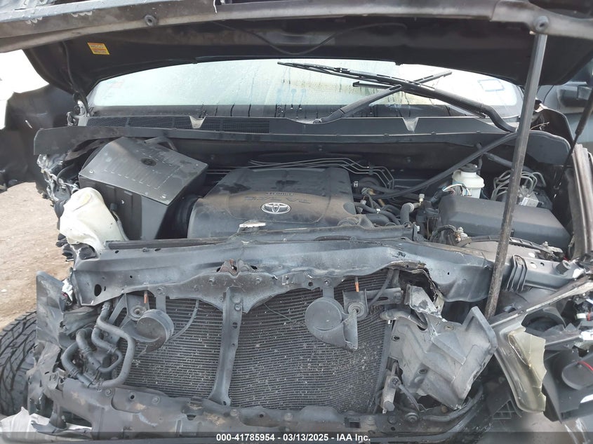 2011 TOYOTA TUNDRA VIN: 5TFDY5F15BX200017