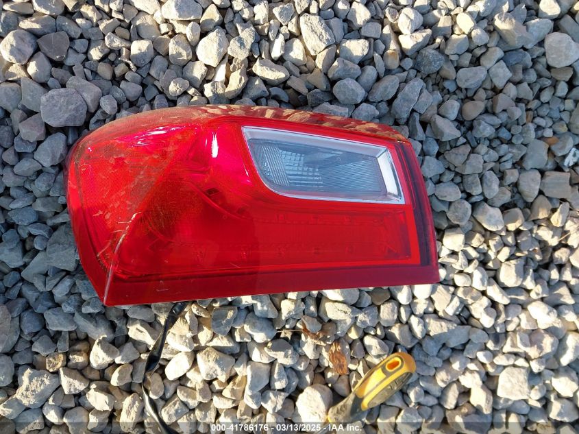 2018 Chevrolet Malibu Lt VIN: 1G1ZD5ST1JF290224 Lot: 41786176