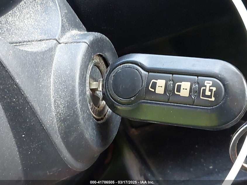 2019 RAM PROMASTER 2500 VIN: 3C6TRVDG3KE529323