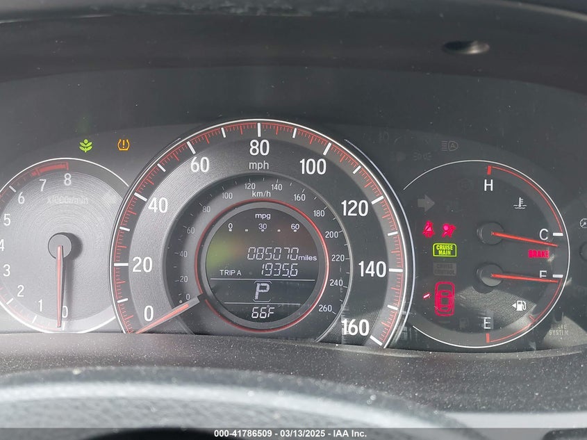 2017 HONDA ACCORD VIN: 1HGCR2F53HA013608