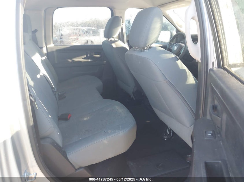 2017 RAM 1500 VIN: 3C6RR6KT3HG586683