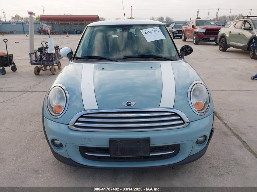 2013 MINI HARDTOP COOPER - WMWSU3C58DT683217