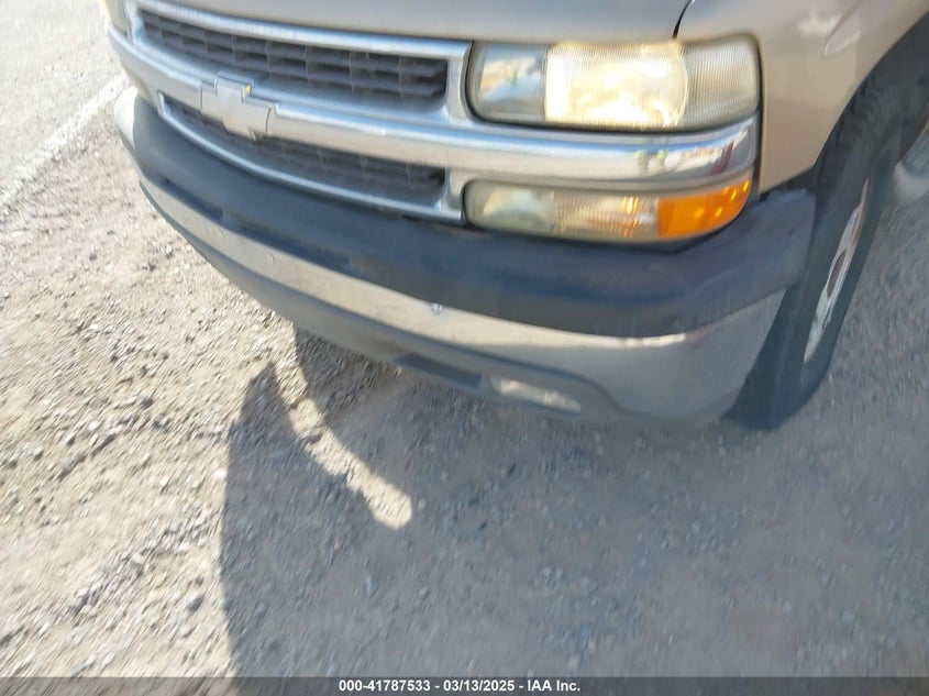 2005 Chevrolet Tahoe Ls VIN: 1GNEC13V55R148410 Lot: 41787533