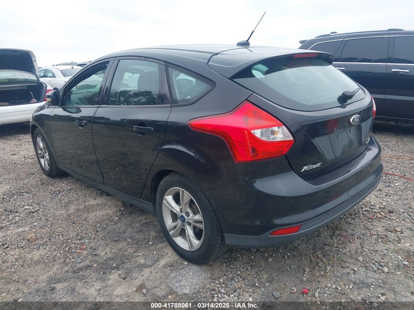 2013 FORD FOCUS SE - 1FADP3K23DL161448