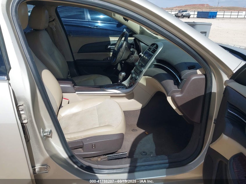 2013 CHEVROLET MALIBU VIN: 1G11E5SAXDF310807