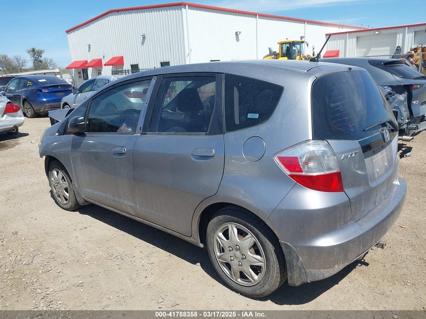 2009 HONDA FIT VIN: JHMGE88249S036133