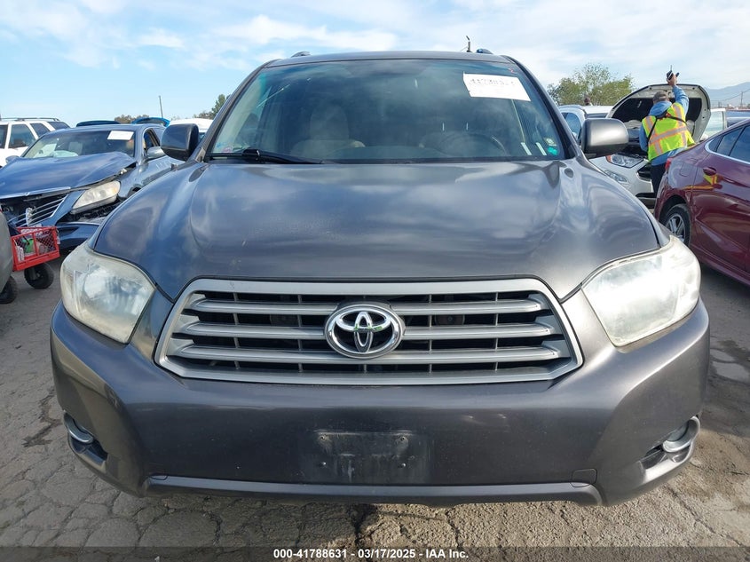 JTEDS41A392087688 2009 TOYOTA HIGHLANDER photo no. 13