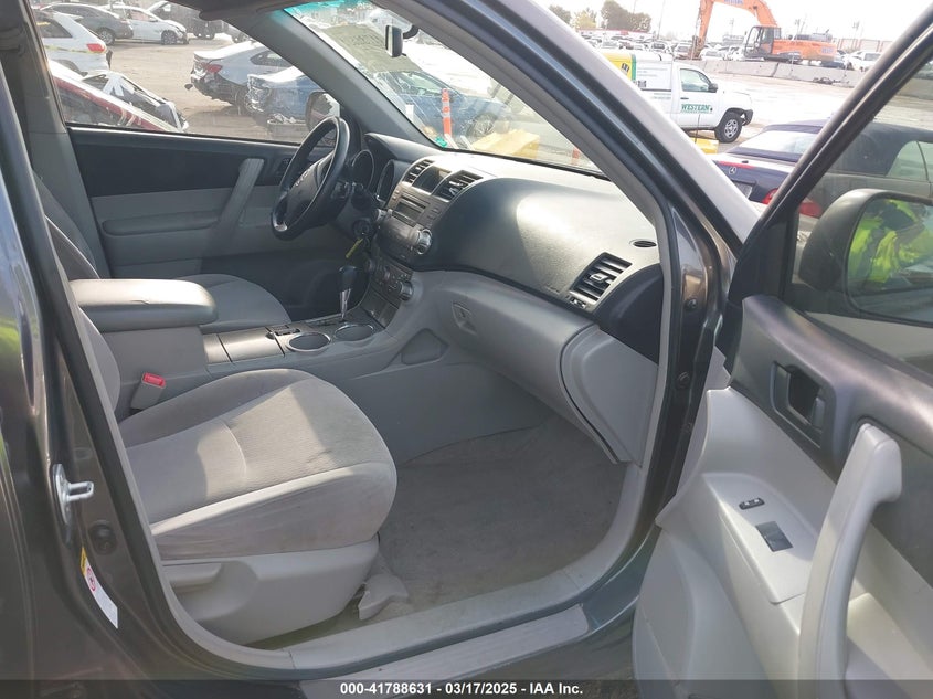 JTEDS41A392087688 2009 TOYOTA HIGHLANDER photo no. 5