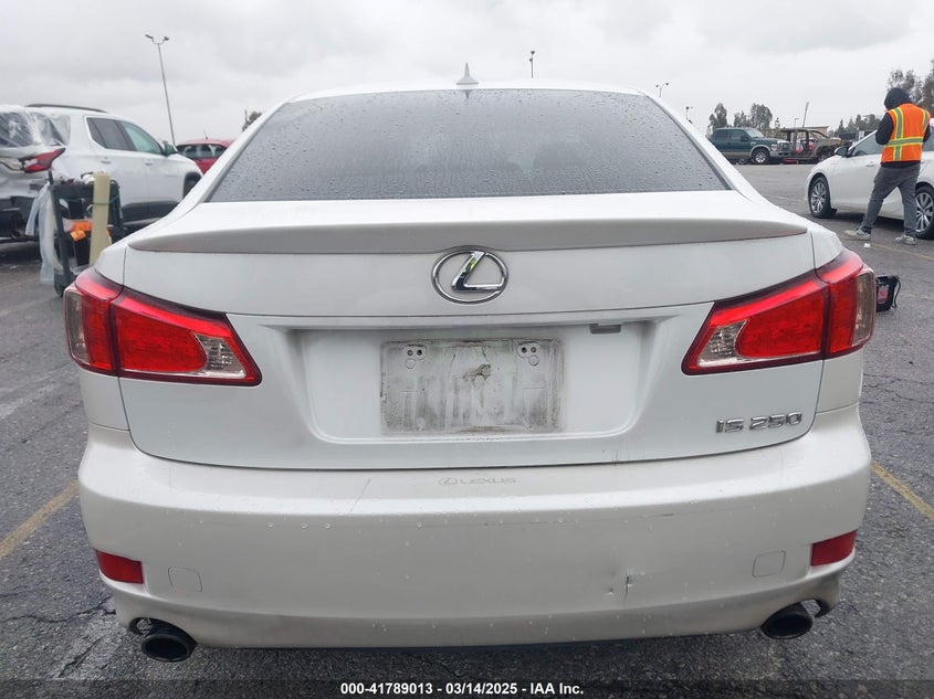 2011 LEXUS IS 250 VIN: JTHBF5C25B5149218