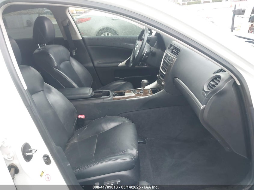 2011 LEXUS IS 250 VIN: JTHBF5C25B5149218