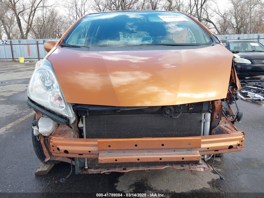 2009 HONDA FIT VIN: JHMGE884X9S074533