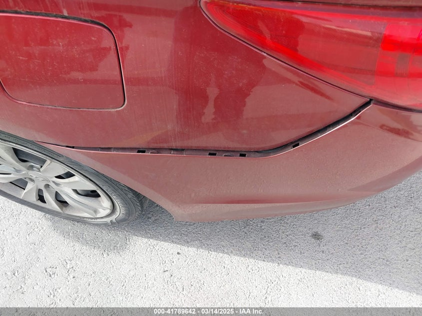 2012 HYUNDAI SONATA VIN: 5NPEB4AC5CH457975