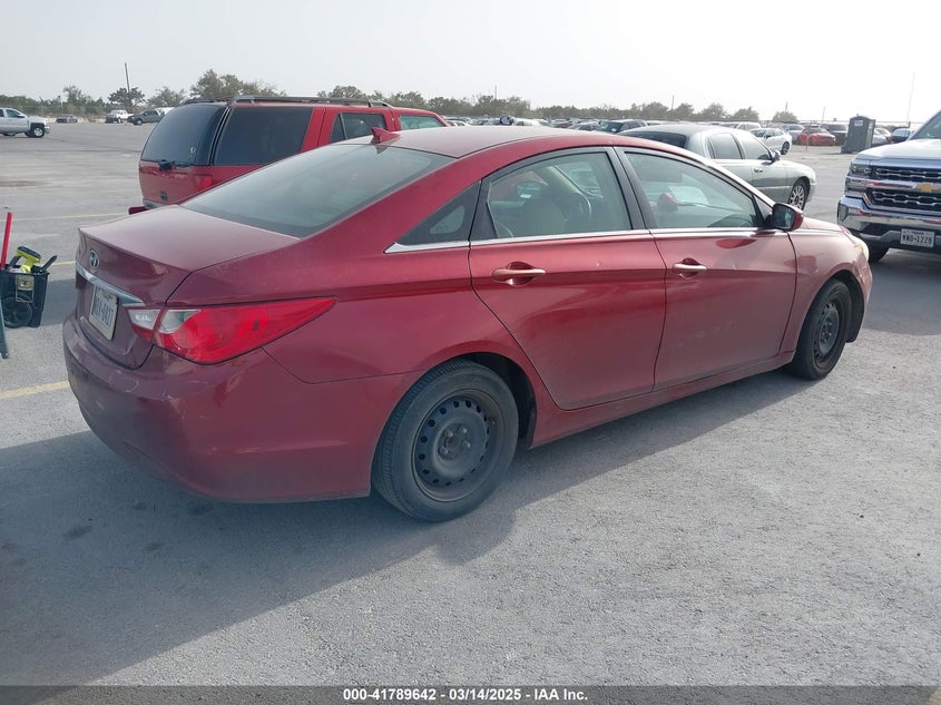 2012 HYUNDAI SONATA VIN: 5NPEB4AC5CH457975