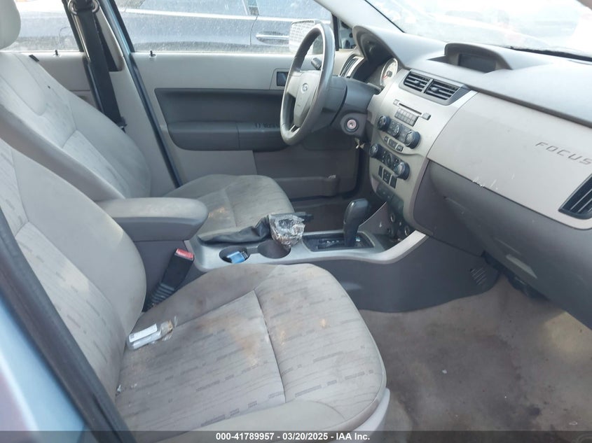 2008 FORD FOCUS VIN: 1FAHP35N58W129676