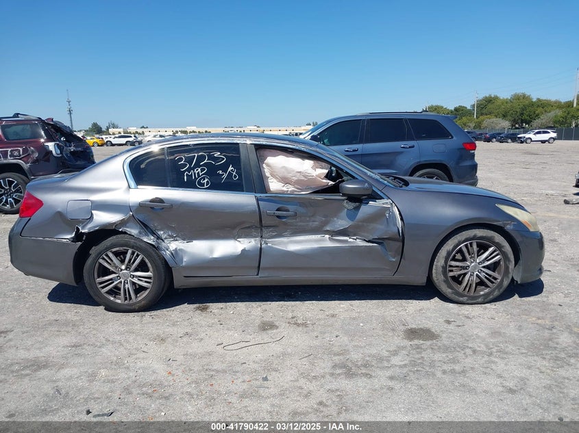 2013 INFINITI G37 JOURNEY - JN1CV6AP6DM723723
