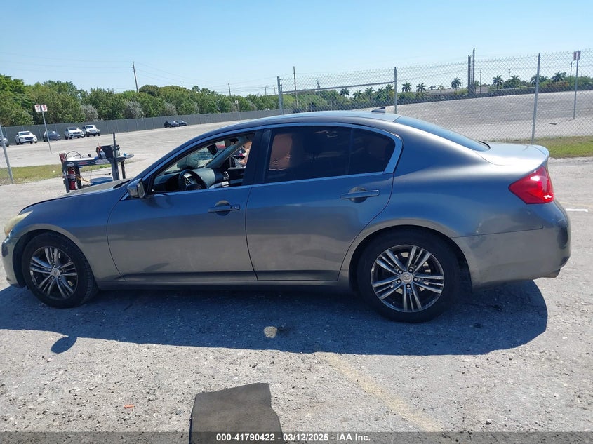 2013 INFINITI G37 JOURNEY - JN1CV6AP6DM723723