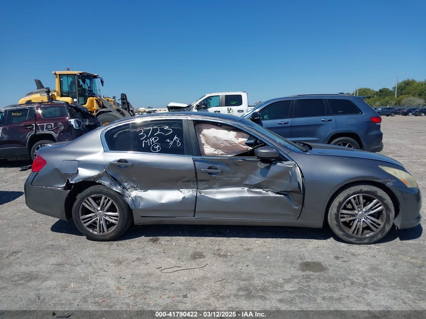 2013 INFINITI G37 JOURNEY - JN1CV6AP6DM723723