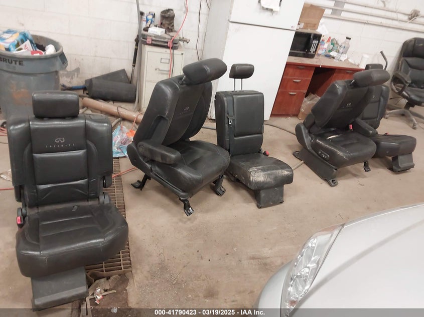 2005 Infiniti Qx56 VIN: 5N3AA08CX5N808272 Lot: 41790423