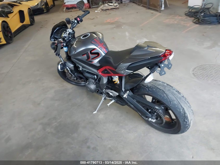 2022 TRIUMPH MOTORCYCLE STREET TRIPLE RS - SMTA554S7NTAX8929