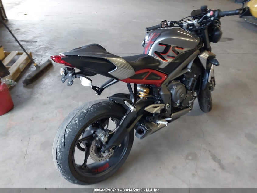 2022 TRIUMPH MOTORCYCLE STREET TRIPLE RS - SMTA554S7NTAX8929