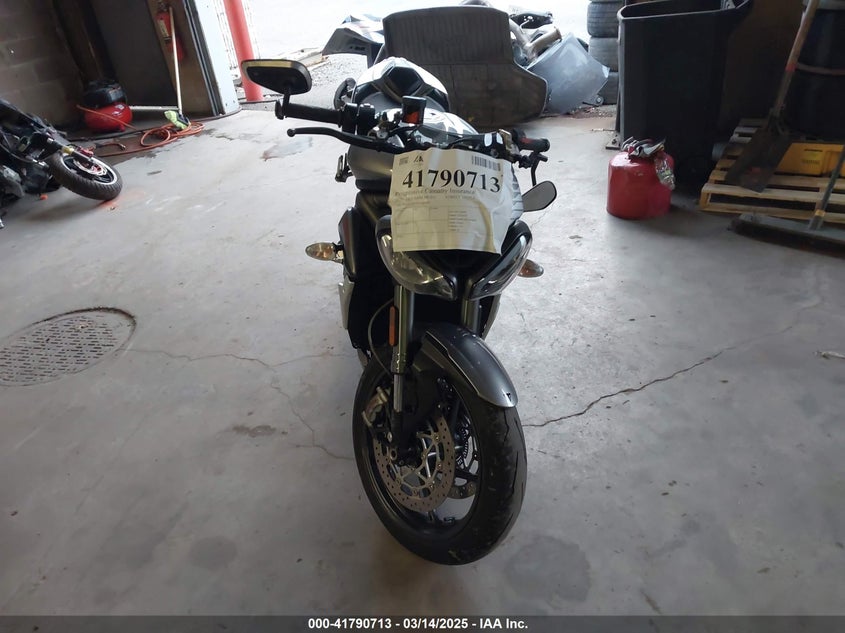 2022 TRIUMPH MOTORCYCLE STREET TRIPLE RS - SMTA554S7NTAX8929