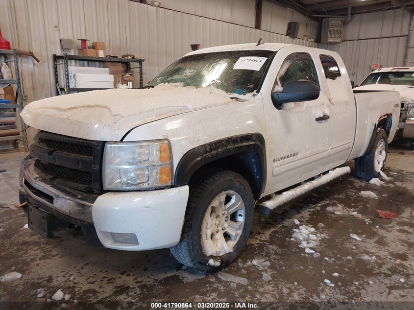 2011 CHEVROLET SILVERADO 1500 VIN: 1GCRKSE30BZ217756