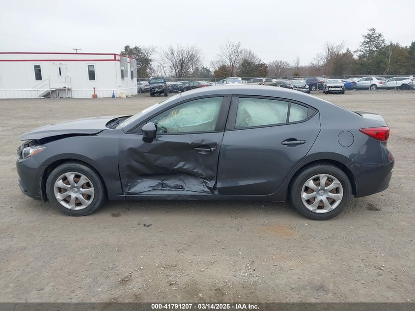 2015 MAZDA MAZDA3 I SPORT - 3MZBM1U74FM142221