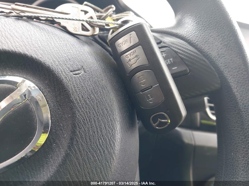 2015 MAZDA MAZDA3 I SPORT - 3MZBM1U74FM142221