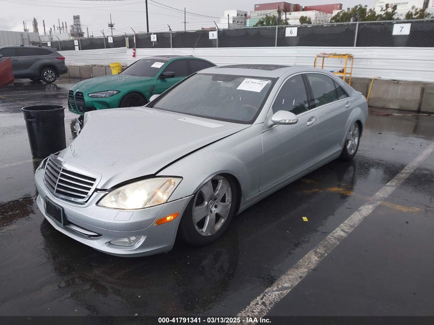 2007 MERCEDES-BENZ S 550 VIN: WDDNG71X87A134237