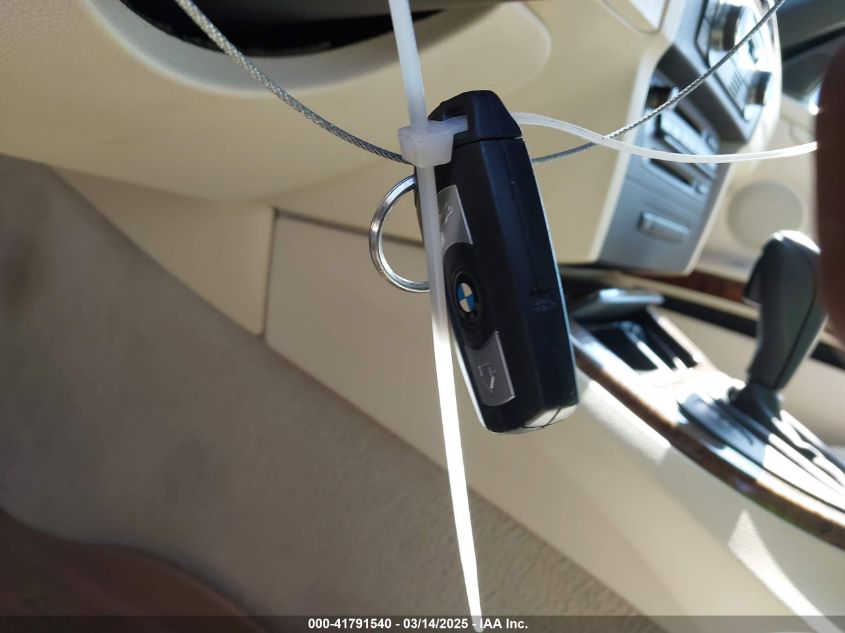 2008 BMW 328I VIN: WBAWR33578P152351 Lot: 41791540