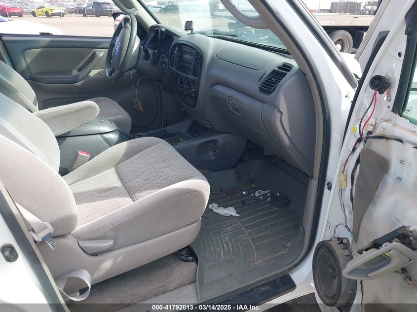 2006 TOYOTA TUNDRA VIN: 5TBDT44106S537484