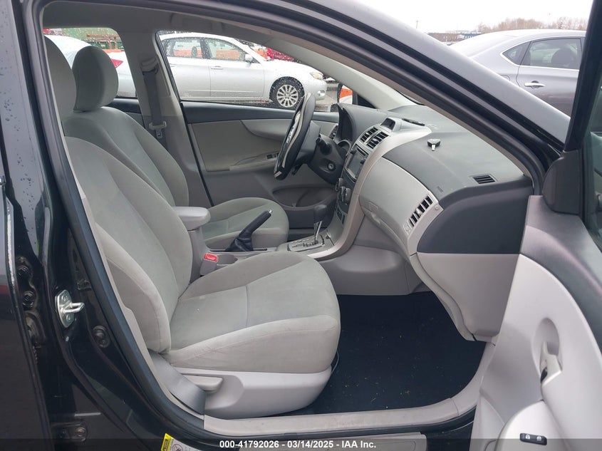 2013 TOYOTA COROLLA LE - 5YFBU4EE8DP212911
