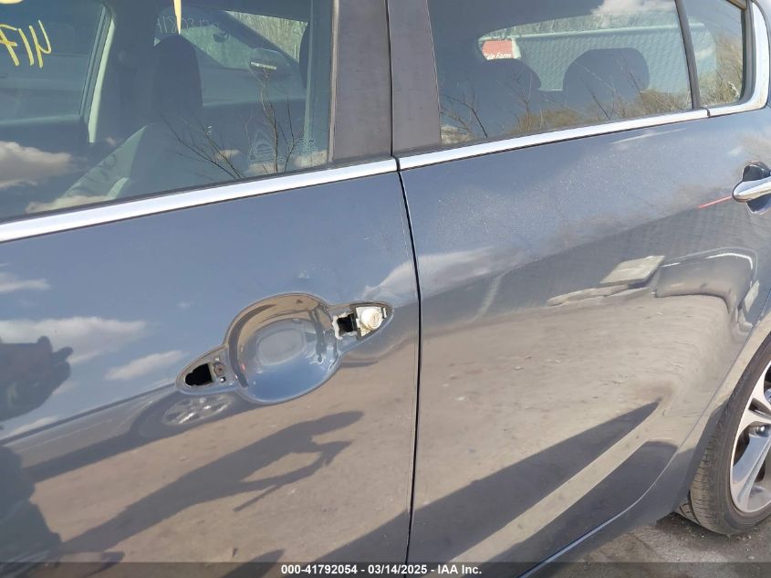 2016 Kia Forte Ex VIN: KNAFX5A84G5628872 Lot: 41792054