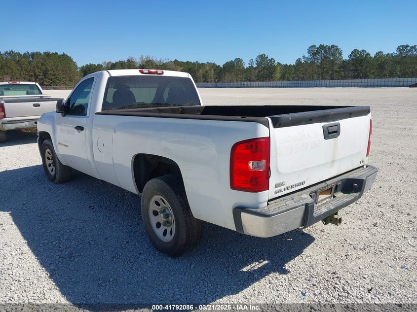 2007 CHEVROLET SILVERADO 1500 VIN: 1GCEC14027Z557284