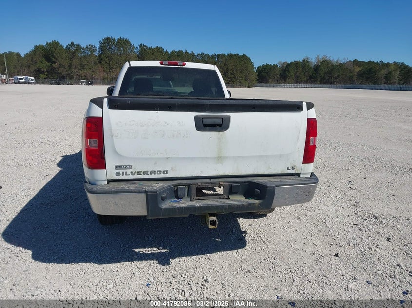 2007 CHEVROLET SILVERADO 1500 VIN: 1GCEC14027Z557284