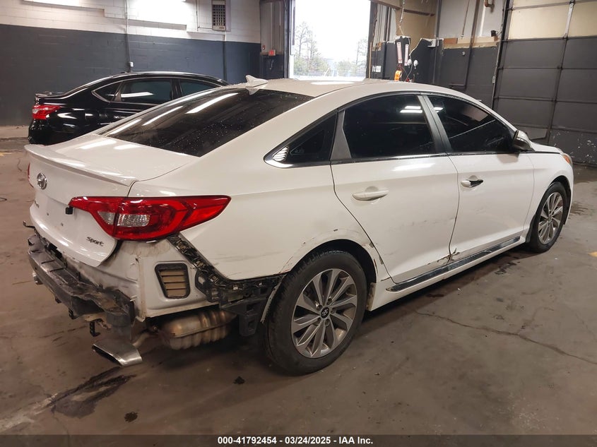 2017 HYUNDAI SONATA VIN: 5NPE34AF2HH481598